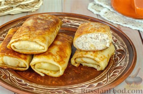 Блины "Сюрприз" с начинкой из фарша и томатной пасты