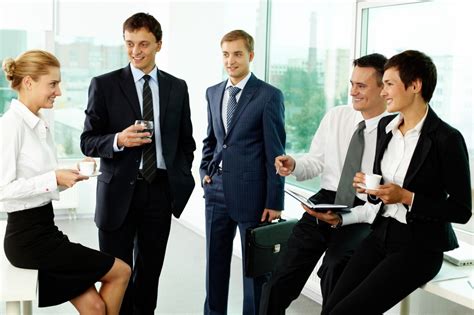 Встреча с коллегами и интеграция в коллективе