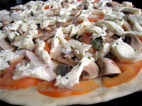 Готовим начинку для нашей вкусной пиццы