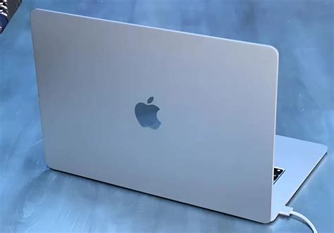 Длительное время автономной работы MacBook Air 13 2011: преимущества