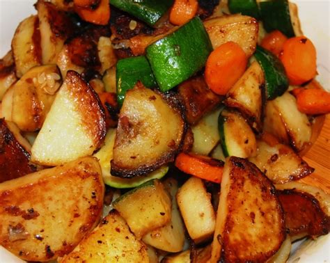 Жареная картошка с овощами