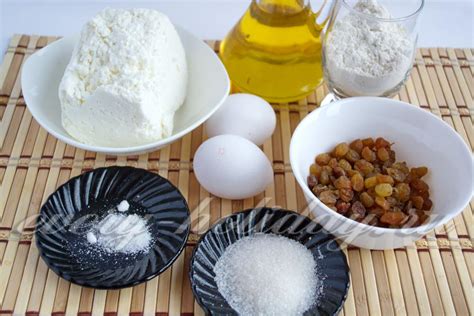 Ингредиенты для приготовления диетических сырников из творога