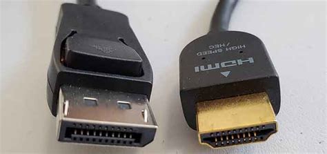 Используйте другой кабель HDMI или порт компьютера