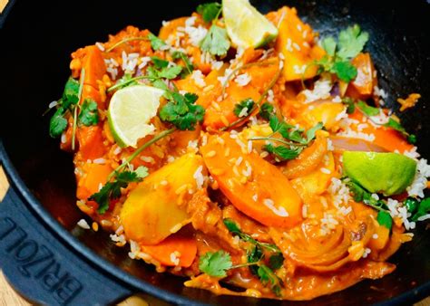Карри утки с кокосовым молоком и рисом