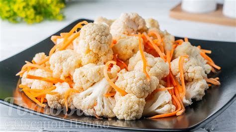 Маринованная цветная синяя капуста с укропом