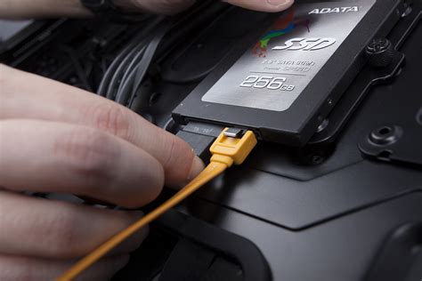 Несложные действия, чтобы установить SSD с помощью USB соединения