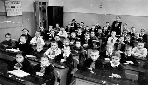 Обзор ситуации: отсутствие образования в школьные годы