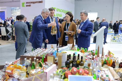 Опозданием в развитии