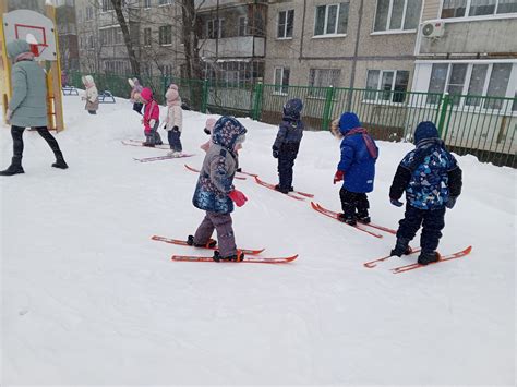 Основные причины образования насечек на лыжах