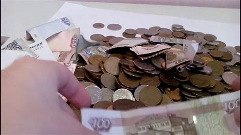Основные причины повреждения денег в гипсовой копилке