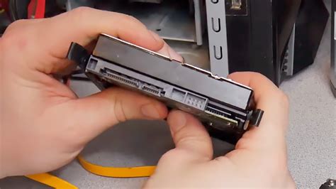 Подключение HDD к материнской плате и блоку питания