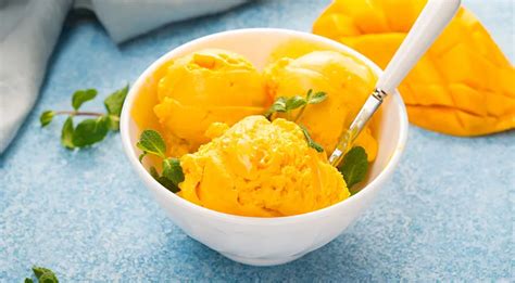 Полезные рецепты с манго и молоком