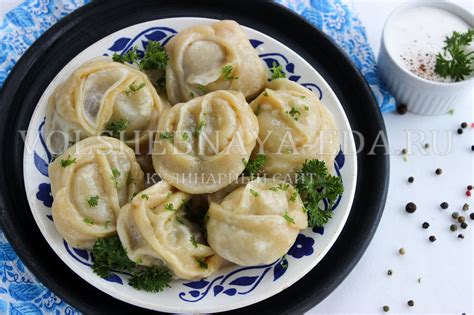 Приготовление начинки для мант рулетом