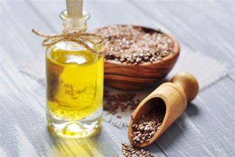 Применение льняного масла для ухода за кожей
