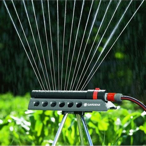 Простой способ обеспечить удобное поливание с помощью дождевателя Garden T200
