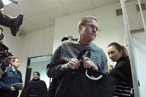 Свидетельские показания и доказательства, обосновывающие обвинение Улюкаева