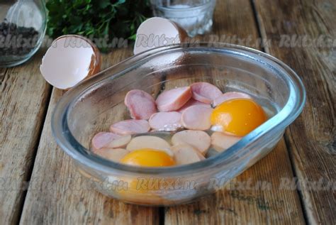 Секреты самого простого и вкусного способа приготовления яичницы в микроволновке