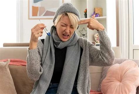 Слабость и чихание без повышения температуры: физическое напряжение