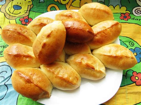 Творожные пирожки со сгущенкой