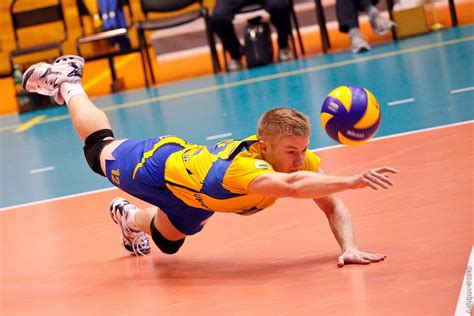 Технические особенности обуви и формы либеро