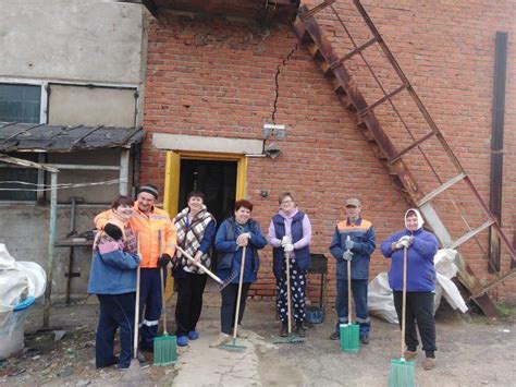 Удаление пыли и сора с различных поверхностей