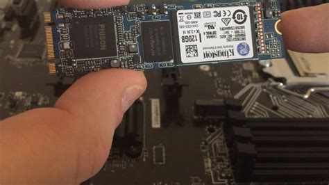 Установка SSD M.2 на материнскую плату Gigabyte