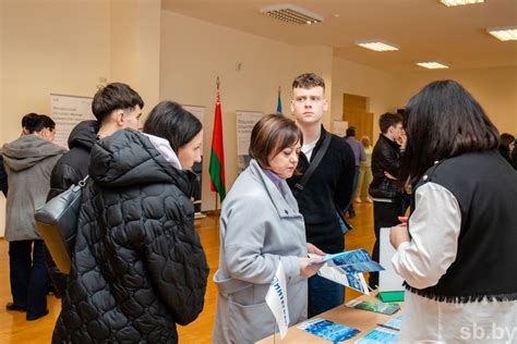  Встреча с потенциальными работодателями на карьерных мероприятиях
