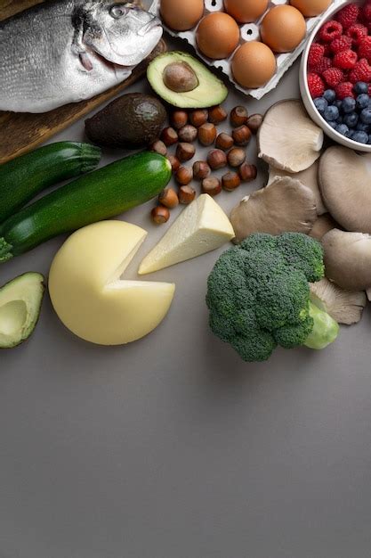  Разнообразьте свой рацион во время снижения веса с помощью вкусных и питательных альтернатив.
