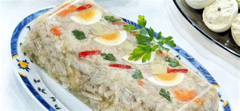  Рецепт безупречного состояния холодца из курицы с помощью гелевого загустителя 